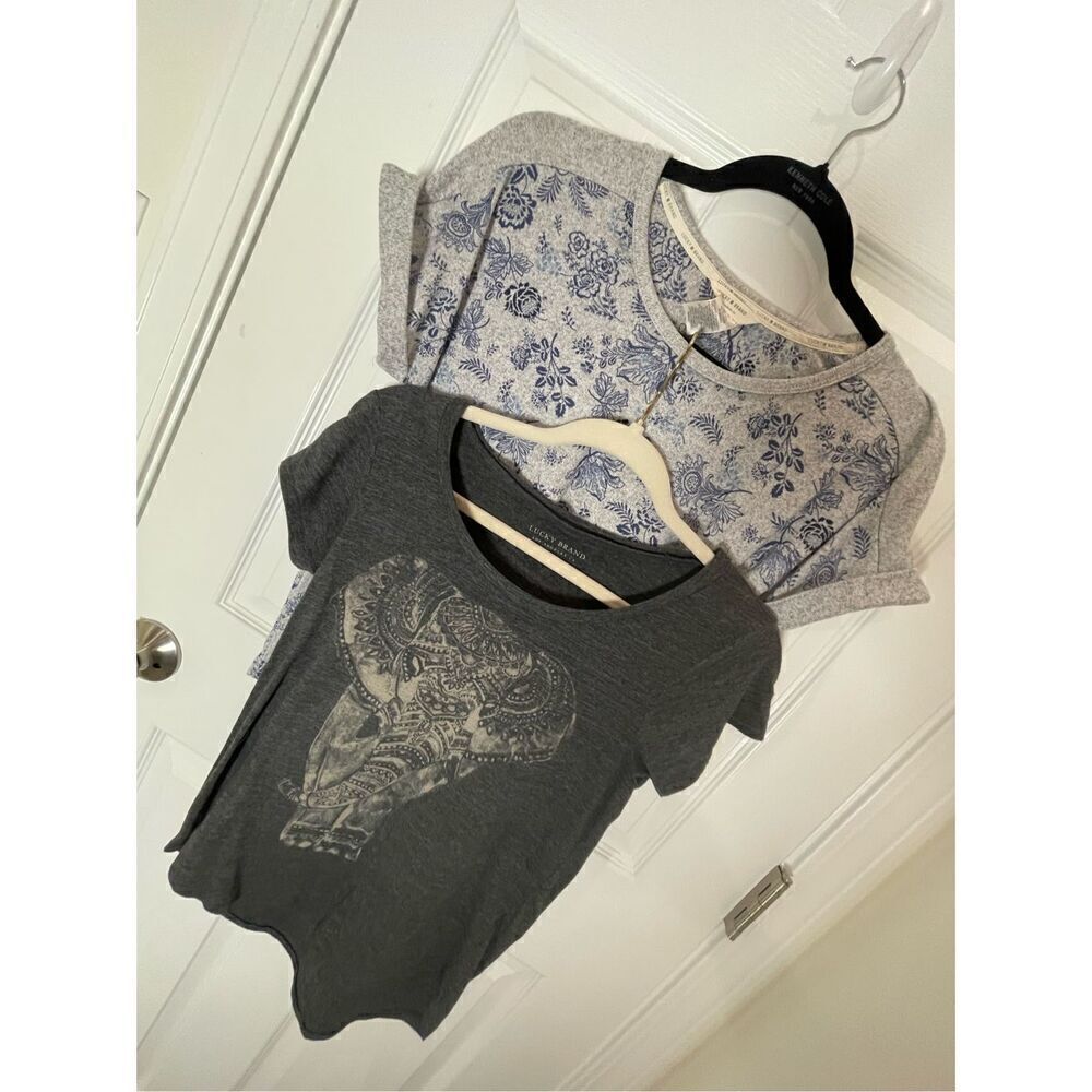 Lucky Brand women’s bundle lot small blouse tshirt